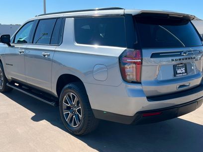 Used 2024 Chevrolet Suburban Z71 w/ Luxury Package