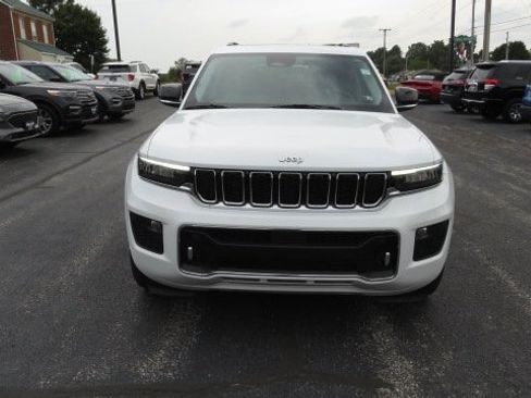 Used 2022 Jeep Grand Cherokee Overland image 11