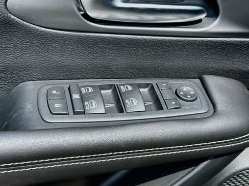 New 2027 Chrysler Pacifica Select AWD/4WD image 23