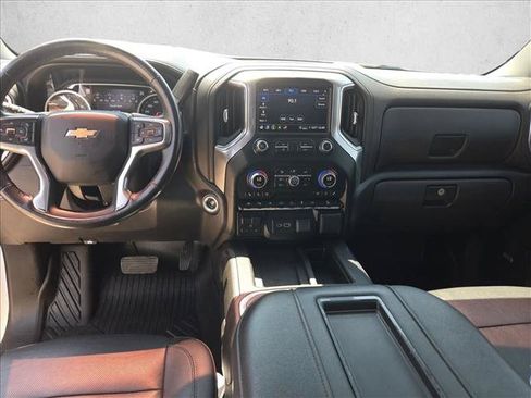 Used 2022 Chevrolet Silverado 1500 LTZ w/ LTZ Premium Texas Edition AWD/4WD image 18