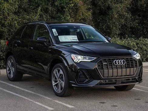 New 2025 Audi Q3 2.0T Premium image 3