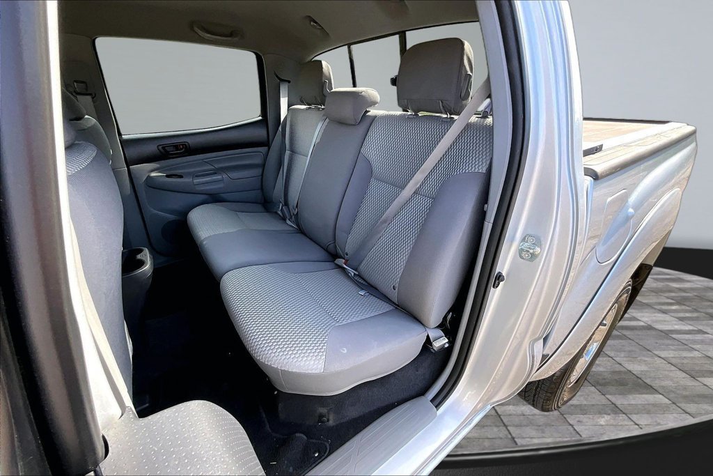 Used 2012 Toyota Tacoma PreRunner w/ SR5 Pkg RWD image 26