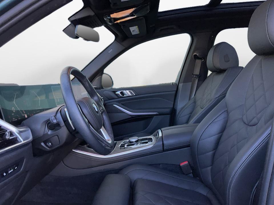 Used 2024 BMW X5 xDrive40i w/ Premium Package AWD/4WD image 9