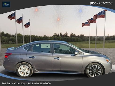 Used 2019 Nissan Sentra SR FWD image 6