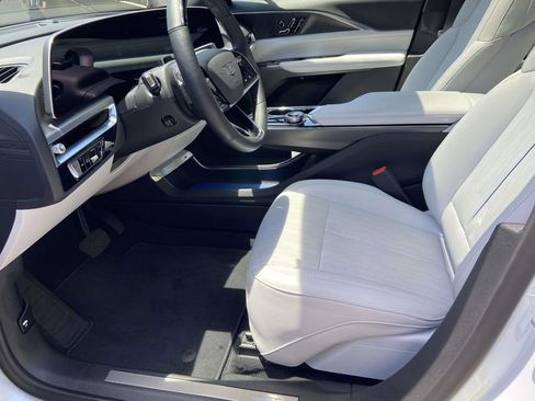 New 2026 Cadillac Lyriq Sport AWD/4WD image 20