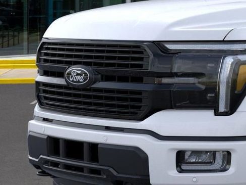 New 2025 Ford F150 Platinum w/ FX4 Off-Road Package image 17