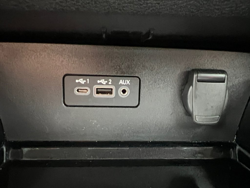 Used 2024 Nissan Altima 2.5 SV FWD image 6