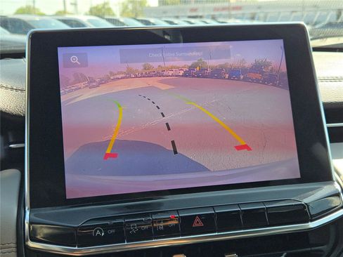 Certified 2022 Jeep Compass Limited image 30