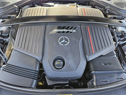 Certified 2025 Mercedes-Benz E 53 AMG e 4MATIC Sedan image 32