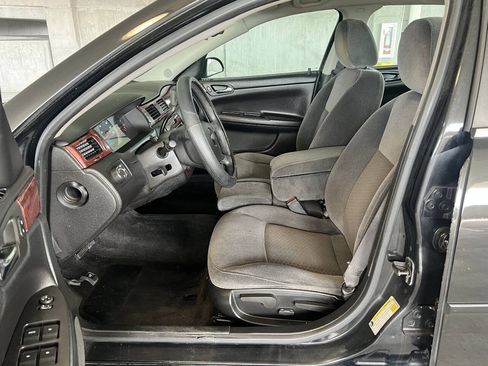 Used 2009 Chevrolet Impala LS FWD image 10
