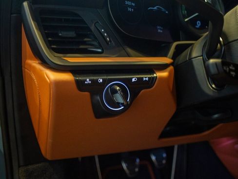 Used 2024 Porsche 911 S/T image 28