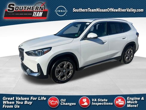 Used 2025 BMW X1 xDrive28i image 1