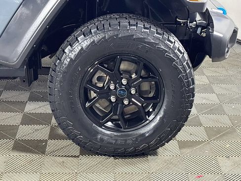 Used 2024 Jeep Wrangler Unlimited AWD/4WD image 22