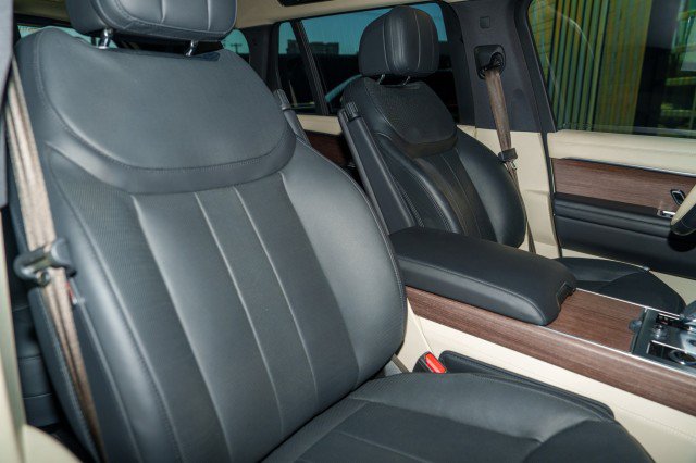 Used 2023 Land Rover Range Rover Long Wheelbase SE AWD/4WD image 26