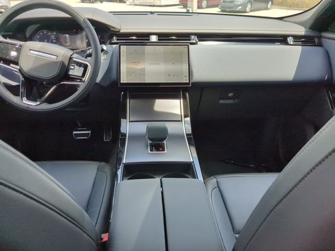 New 2026 Land Rover Range Rover Velar Dynamic SE image 14