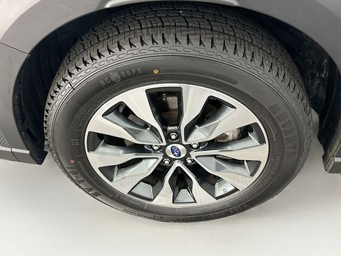 Used 2024 Subaru Outback Limited AWD/4WD image 11