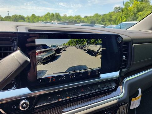 New 2025 GMC Sierra 1500 SLE w/ Preferred Package image 22