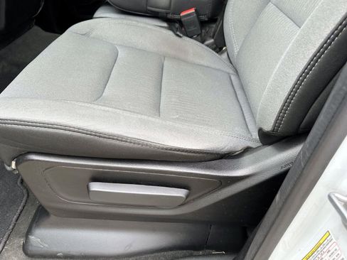 Used 2019 RAM 1500 Big Horn image 17