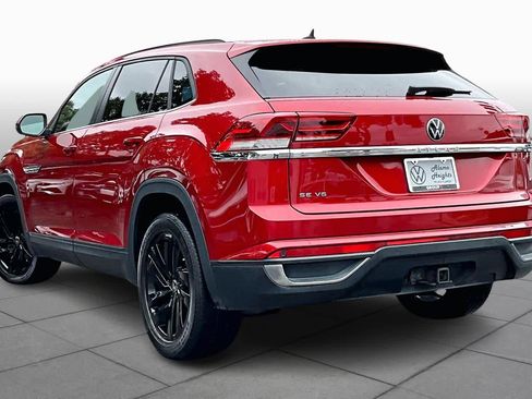 Certified 2022 Volkswagen Atlas Cross Sport SE w/ Black Wheel Package image 11