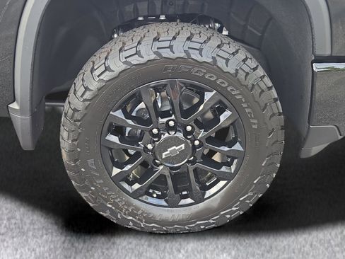 New 2025 Chevrolet Silverado 2500 LTZ w/ Trail Boss Package image 6