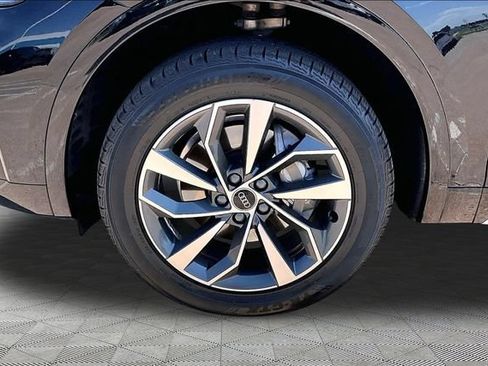 Used 2021 Audi Q5 2.0T Premium Plus w/ Premium Plus Package AWD/4WD image 8