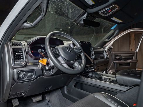 Used 2023 RAM 3500 Limited image 16