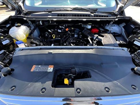 Certified 2022 Ford Edge SE image 30