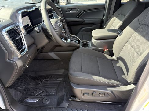 New 2026 GMC Canyon Elevation w/ Convenience Package RWD image 10