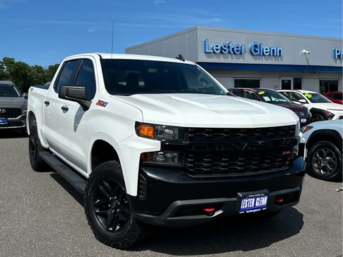 Used 2020 Chevrolet Silverado 1500 Custom Trail Boss w/ Custom Convenience Package AWD/4WD image 28