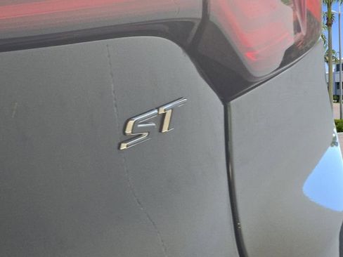 Used 2024 Buick Encore GX Sport Touring w/ Advanced Technology Package image 7