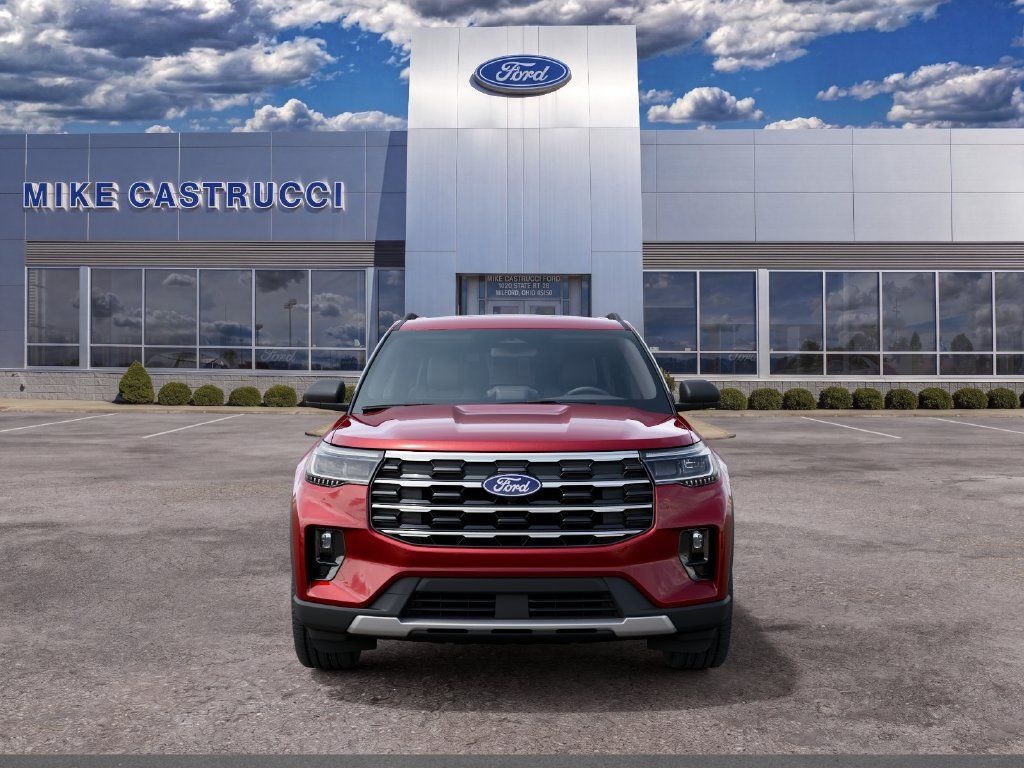 New 2027 Ford Explorer Active w/ Active Comfort Package AWD/4WD image 3