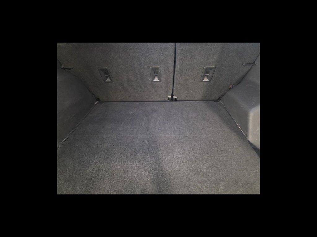 Used 2021 Chevrolet Equinox LT FWD image 20