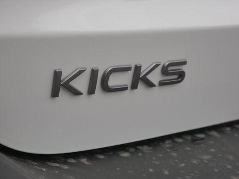 New 2026 Nissan Kicks SV w/ SV Premium Package image 18