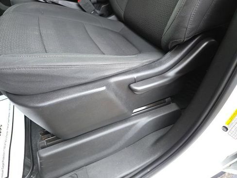 Used 2020 Chevrolet Silverado 1500 Custom w/ Custom Value Package image 38