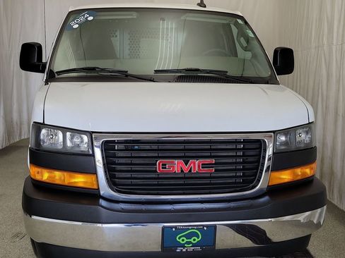 Certified 2024 GMC Savana 2500 Work Van w/ Driver Convenience Package image 3