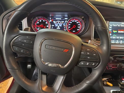 Used 2023 Dodge Charger Scat Pack w/ Technology Group RWD image 18