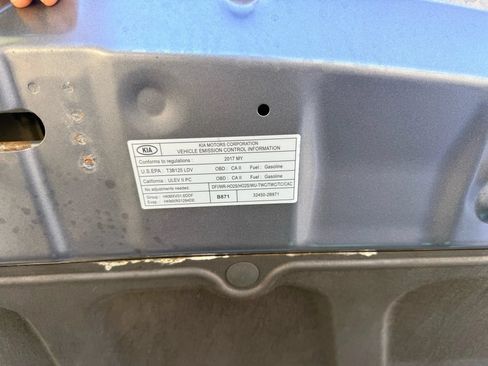 Used 2017 Kia Forte SX FWD image 27