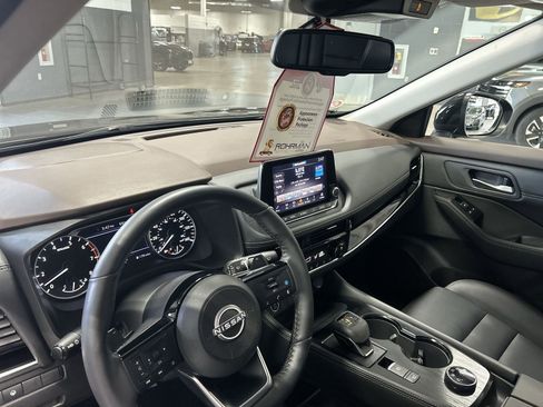Certified 2023 Nissan Rogue SL AWD/4WD image 2