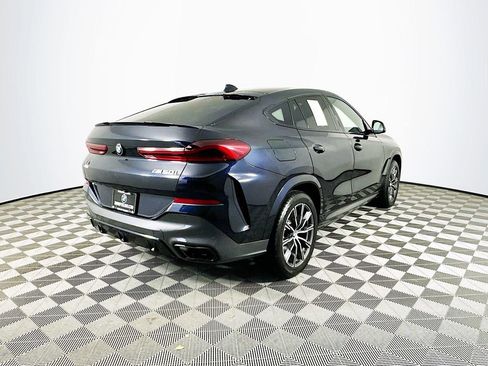 Used 2022 BMW X6 M50i w/ Premium Package image 9