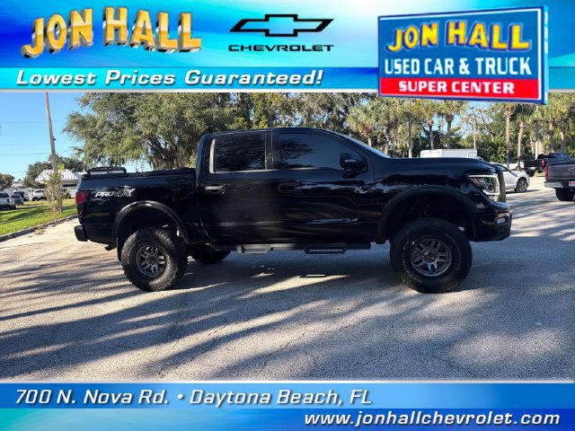 Used 2022 Nissan Titan PRO-4X w/ Pro-4x Convenience Package AWD/4WD image 13