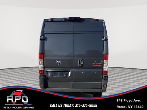 Used 2017 RAM ProMaster 1500 w/ Interior Convenience Group image 4