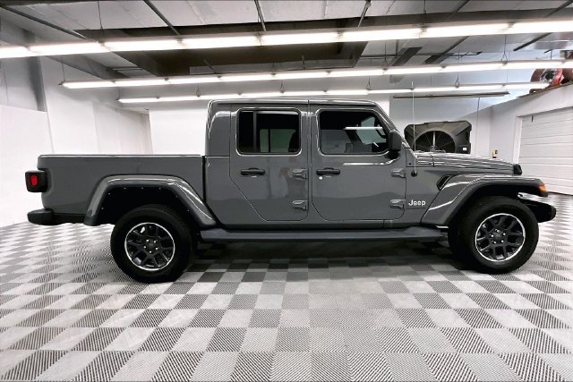 Used 2022 Jeep Gladiator Overland w/ Popular Equipment Package AWD/4WD image 16