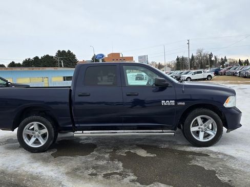 Used 2017 RAM 1500 Express image 6