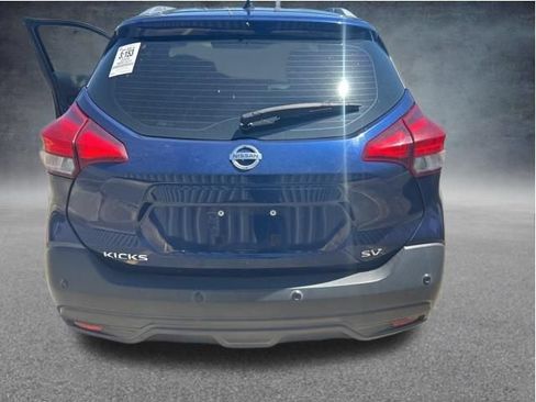 Used 2020 Nissan Kicks SV FWD image 13