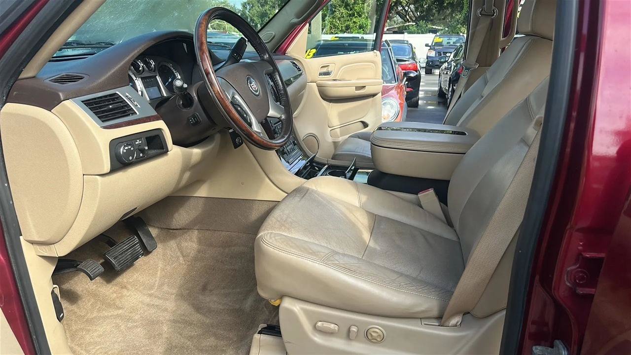 Used 2009 Cadillac Escalade 2WD image 8