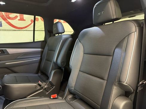 New 2026 Buick Enclave Sport Touring w/ Power Package image 24