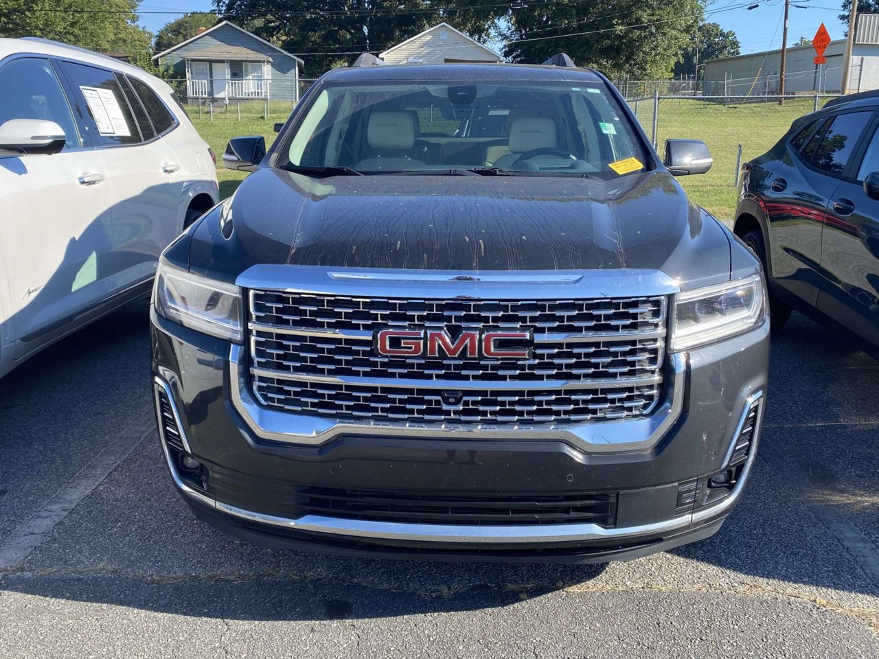 Used 2020 GMC Acadia Denali w/ Technology Package FWD image 2