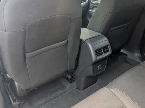 Used 2019 Chevrolet Equinox LT w/ Driver Convenience Package image 14