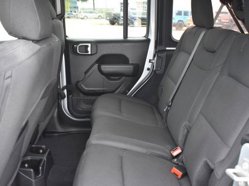 Used 2023 Jeep Wrangler Unlimited Sport AWD/4WD image 14