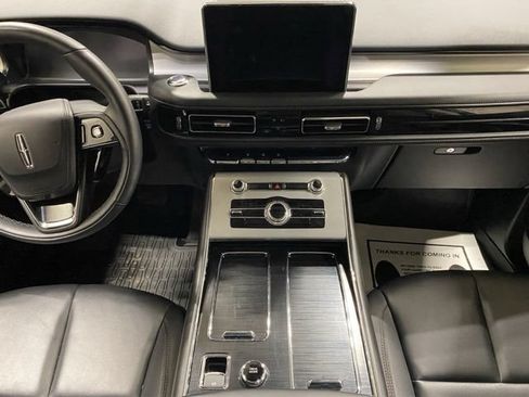Certified 2024 Lincoln Aviator AWD w/ Premium Package image 15
